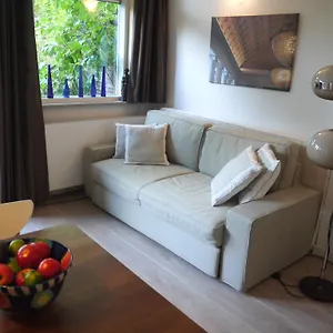 Apartment Parra-dise Den Haag